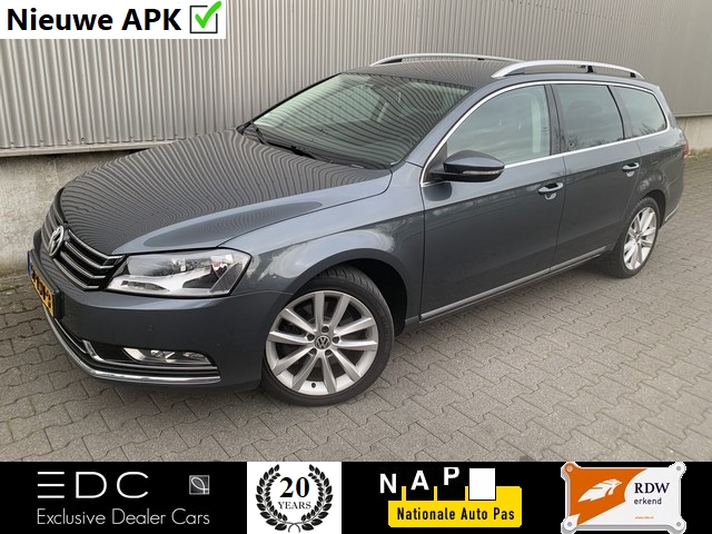 Volkswagen Passat variant 1.6 tdi highline | navi | alcantara | stoelverwarming | trekhaak | nap etc.