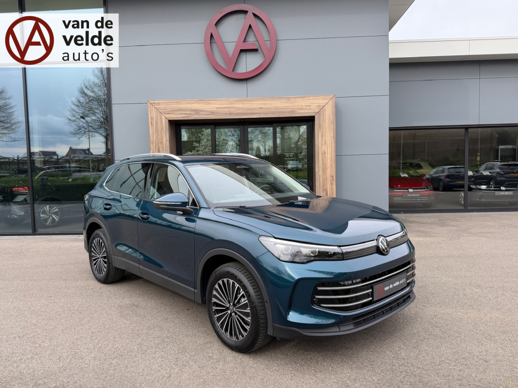 Volkswagen Tiguan 1.5 ehybrid elegance 204pk | trekhaak | 360 camera | dode hoek | elek. klep | incl. verlengde garantie