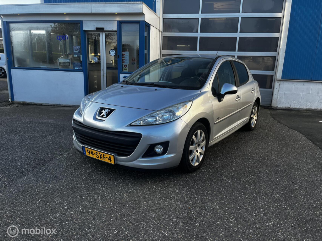 Peugeot 207 1.6 vti sportium