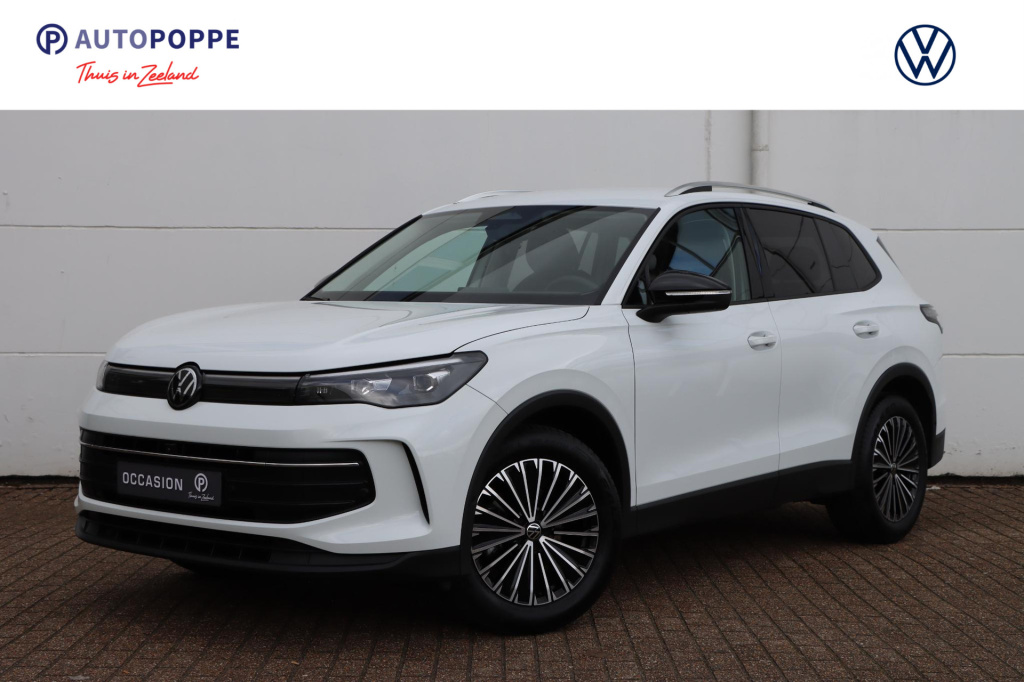 Volkswagen Tiguan 1.5 etsi life edition | iq.light | trekhaak | adaptive