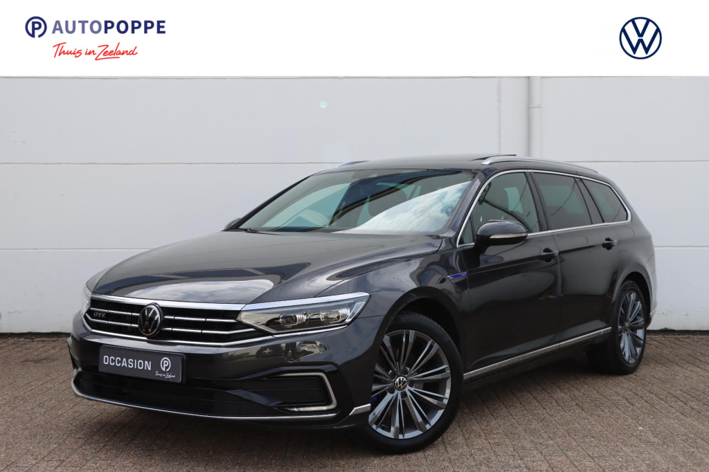 Volkswagen Passat variant 1.4 tsi phev gte business | pano | lederen stoelen | travel assist | carplay