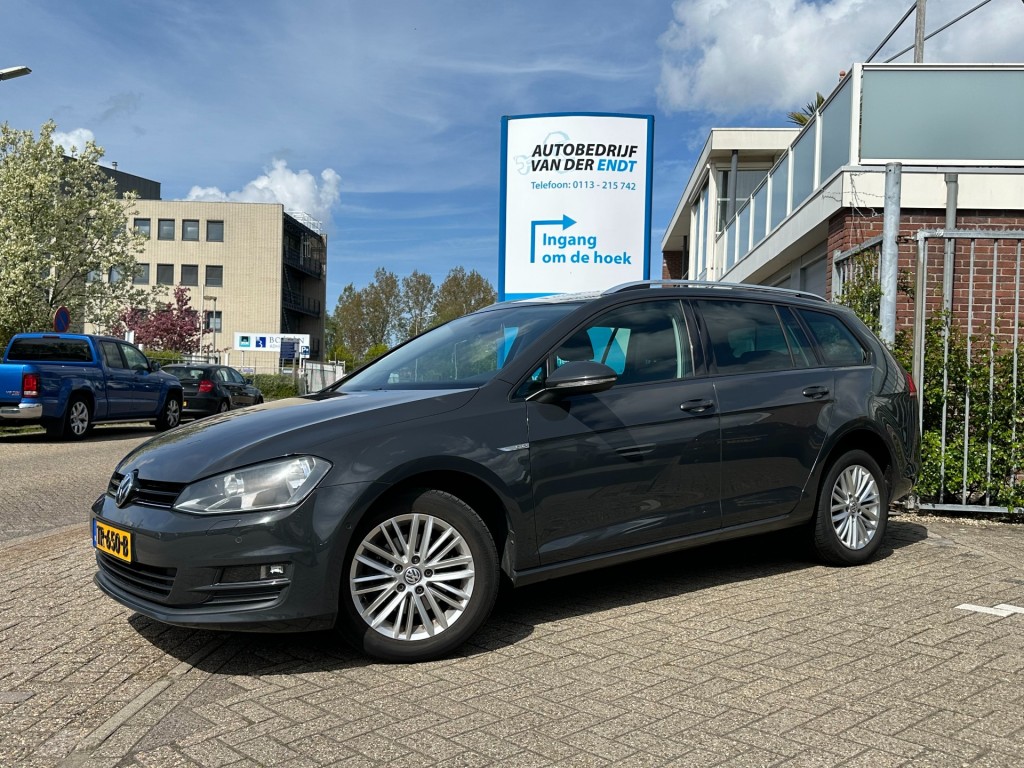 Volkswagen Golf 1.4 tsi cup edition trekhaak parkeersensoren elect. inklapbare spiegels