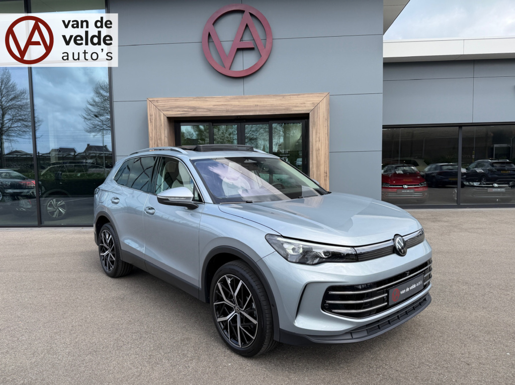 Volkswagen Tiguan 1.5 ehybrid elegance 204pk | panoramadak | trekhaak | 20" velgen | 360 camera | dode hoek | elek. klep | incl. verlengde garantie