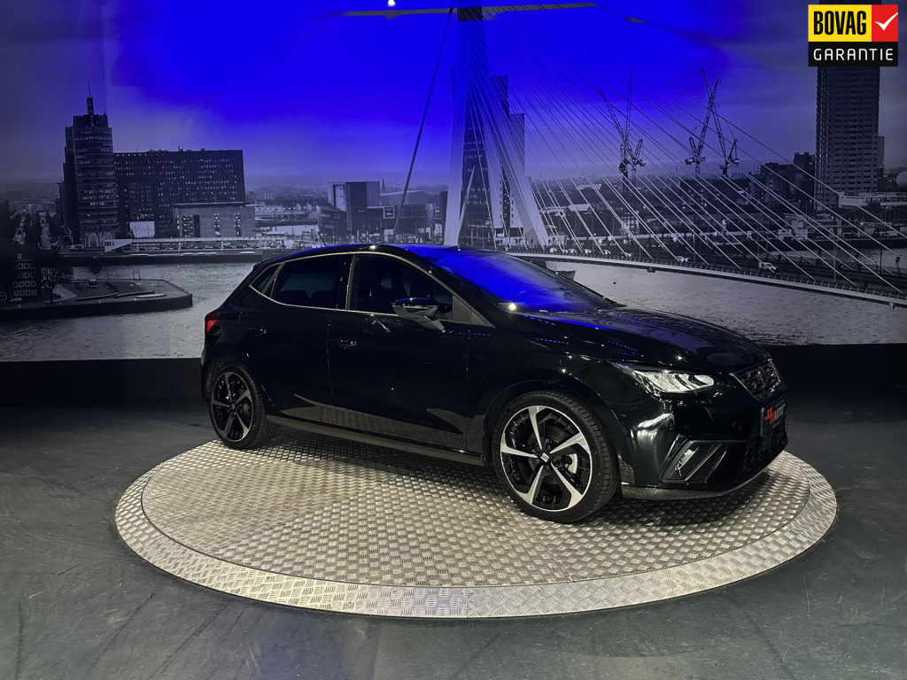 Seat Ibiza 1.0 ecotsi fr business connect *camera*keyless*winterpack*acc*led