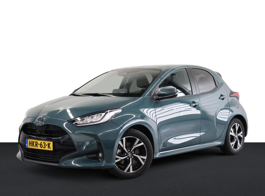 Toyota Yaris 1.5 hybrid 115 business plus