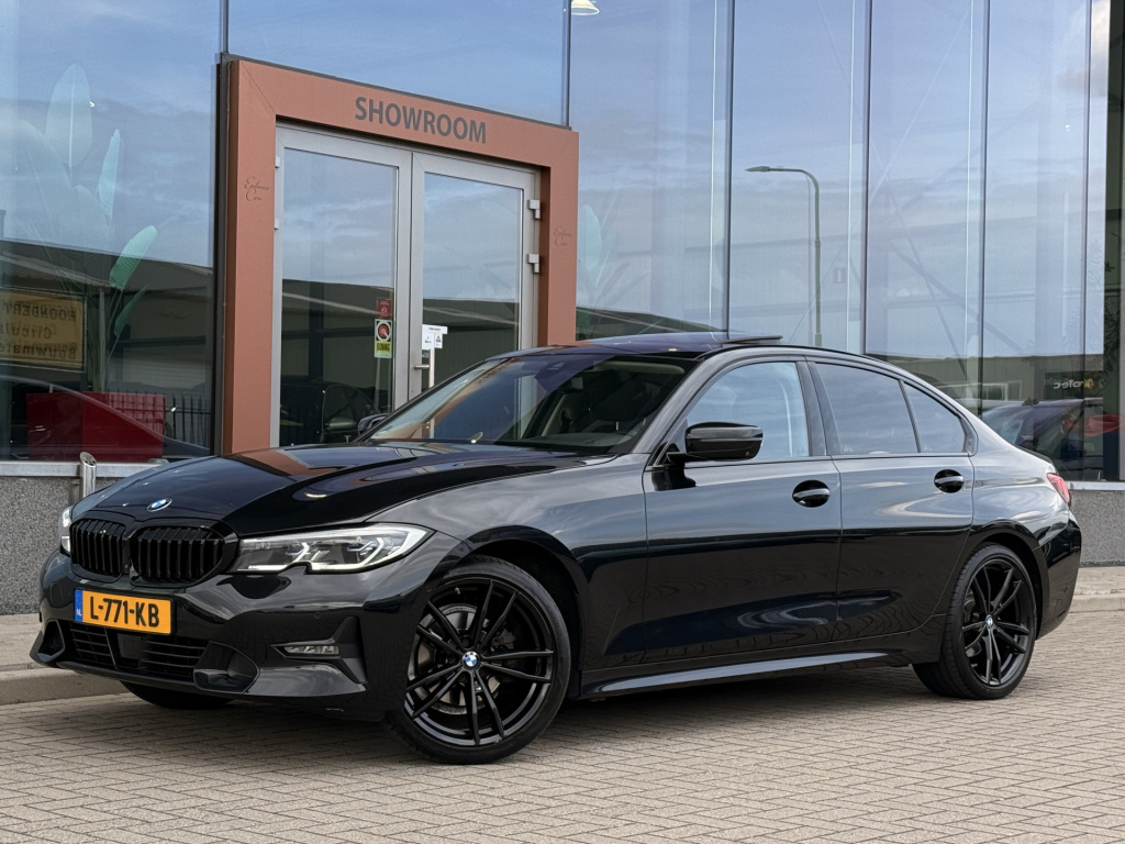 BMW 3-serie 318i business edition plus | acc | laser | leder | schuif/kantel dak | apple carplay | stoel/stuur verwarming