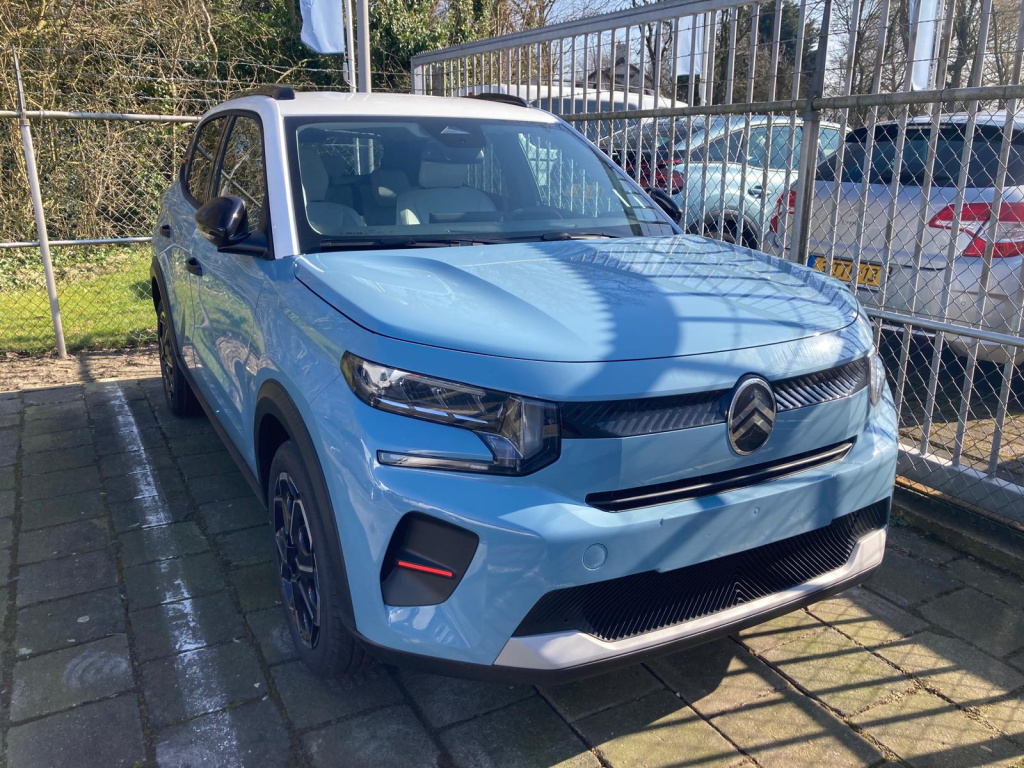Citroen ë-c3 ev 44kwh 113pk max 3-fase apple carplay & android auto | navigatie | cruise & climate control | achteruitrijcamera | parkeersensoren | bt | lmv 17inch
