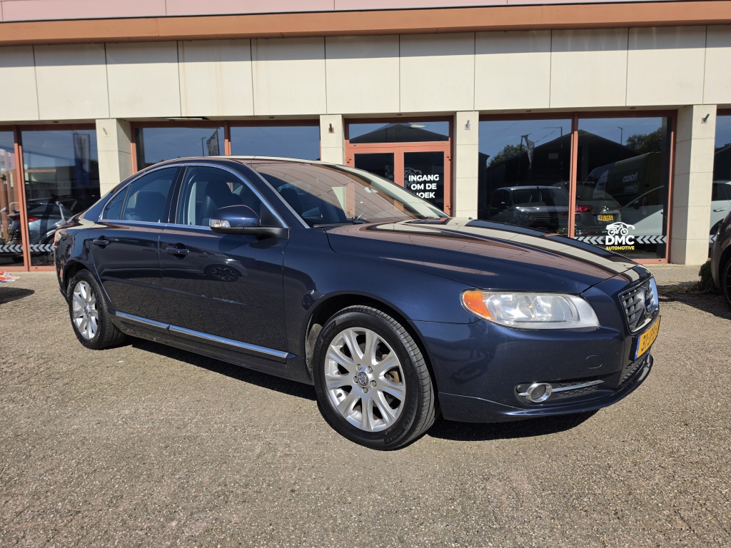 Volvo S80 2.5 t momentum | automaat | cruise | stoelverw | trekhaak