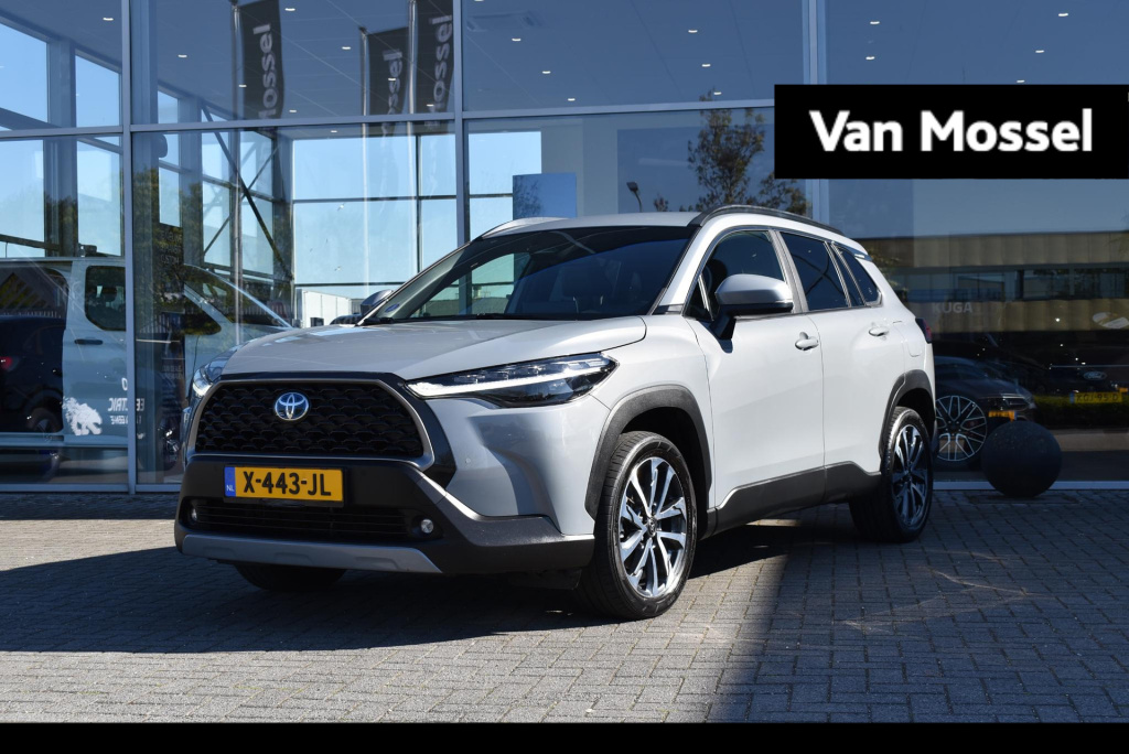 Toyota Corolla Cross hybrid 140 style | climate control | adaptive cruise control | afneembare trekhaak | stoelverwarming voor | achteruitrijcamera | dodehoekdetectie | apple carplay/ android auto |