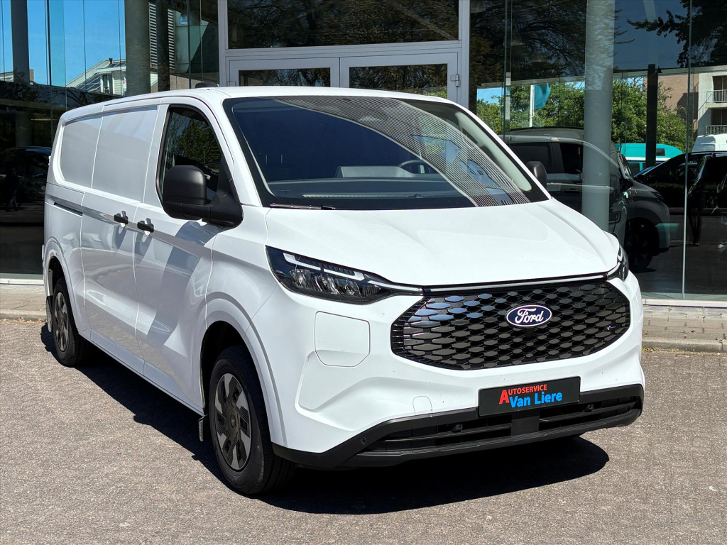 Ford E-transit Custom transit 136pk l2h1 340 trend| camera| stoel-stuur-voorruitverwarm| rijklaarprijs