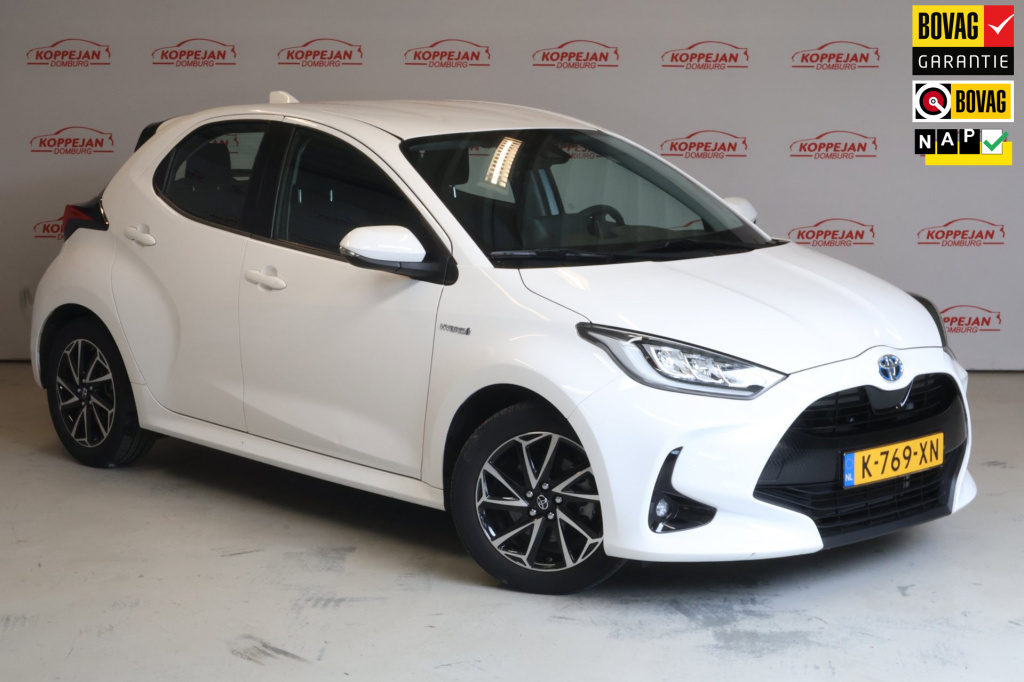 Toyota Yaris 1.5 hybrid dynamic nl auto, trekhaak, acc, app connect
