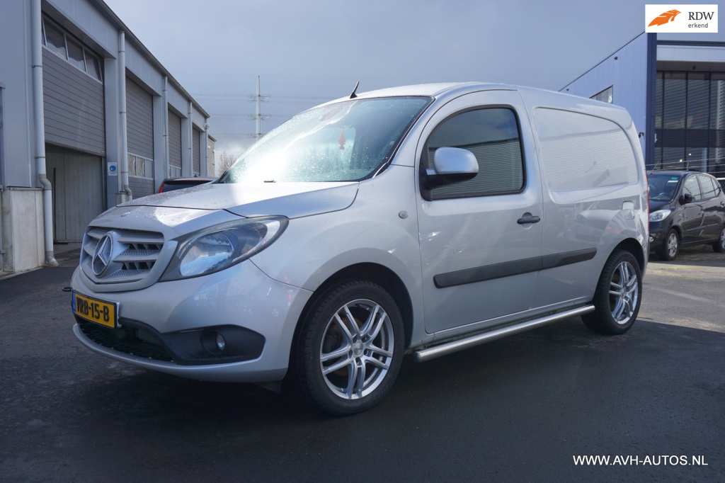 Mercedes-Benz Citan 111 cdi blueefficiency, roetfilter defect!