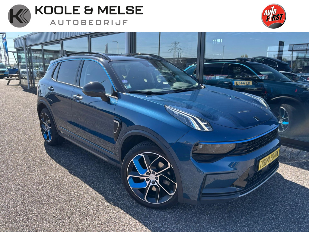 Lynk & Co 01 1.5 261pk phev, 360gr camera, pano dak, adaptieve cc, car play