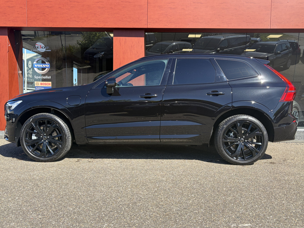 Volvo XC60 2.0 t6 plug-in hybrid awd ultra black edition