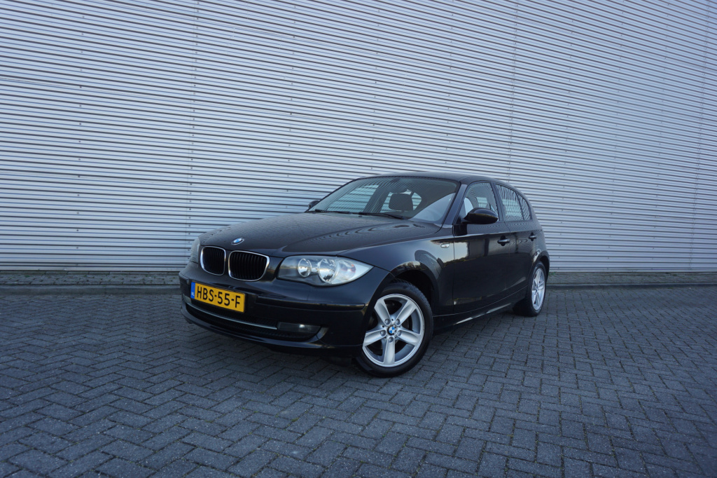 BMW 1 Serie 116i airco / elektr. ramen / lm velgen / apk t/m 01-2027