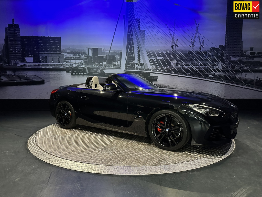 BMW Z4 roadster sdrive20i high executive *m-pakket*keyless*hifi*applecarplay*drivass*