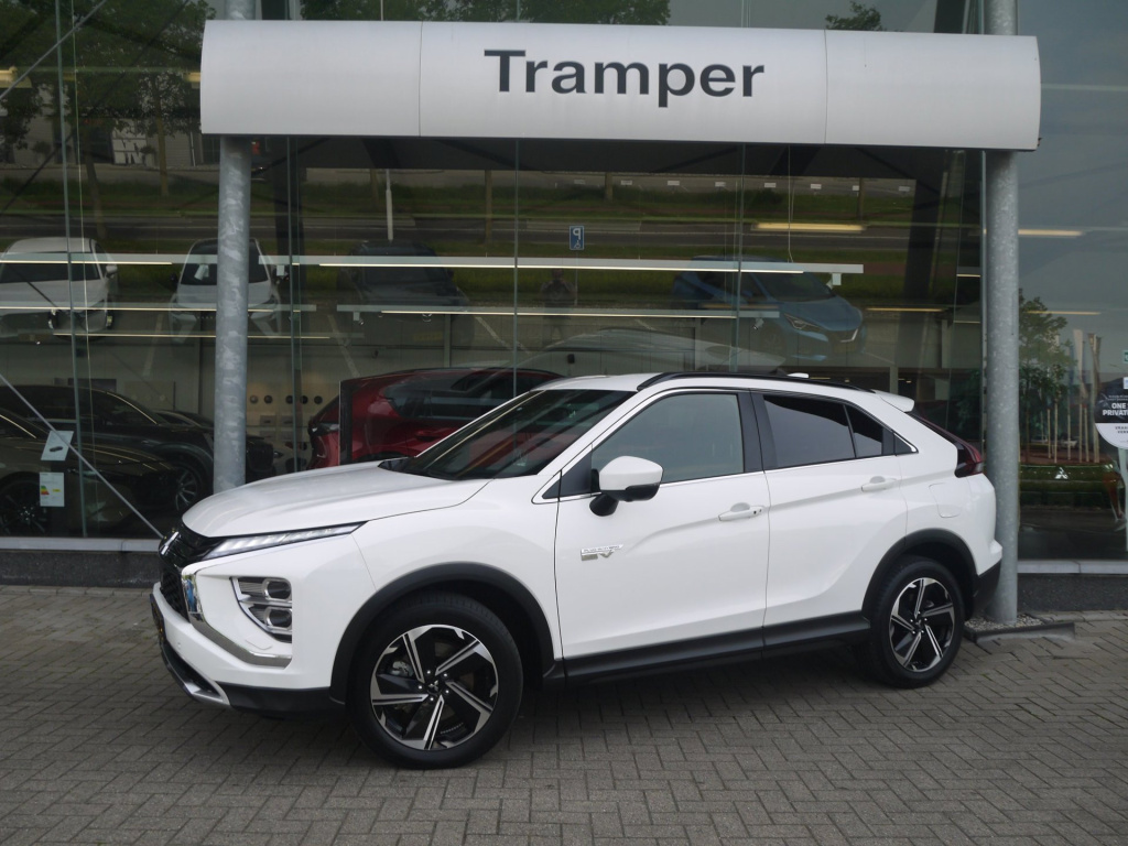 Mitsubishi Eclipse Cross 2.4 phev first edition|rijklaar
