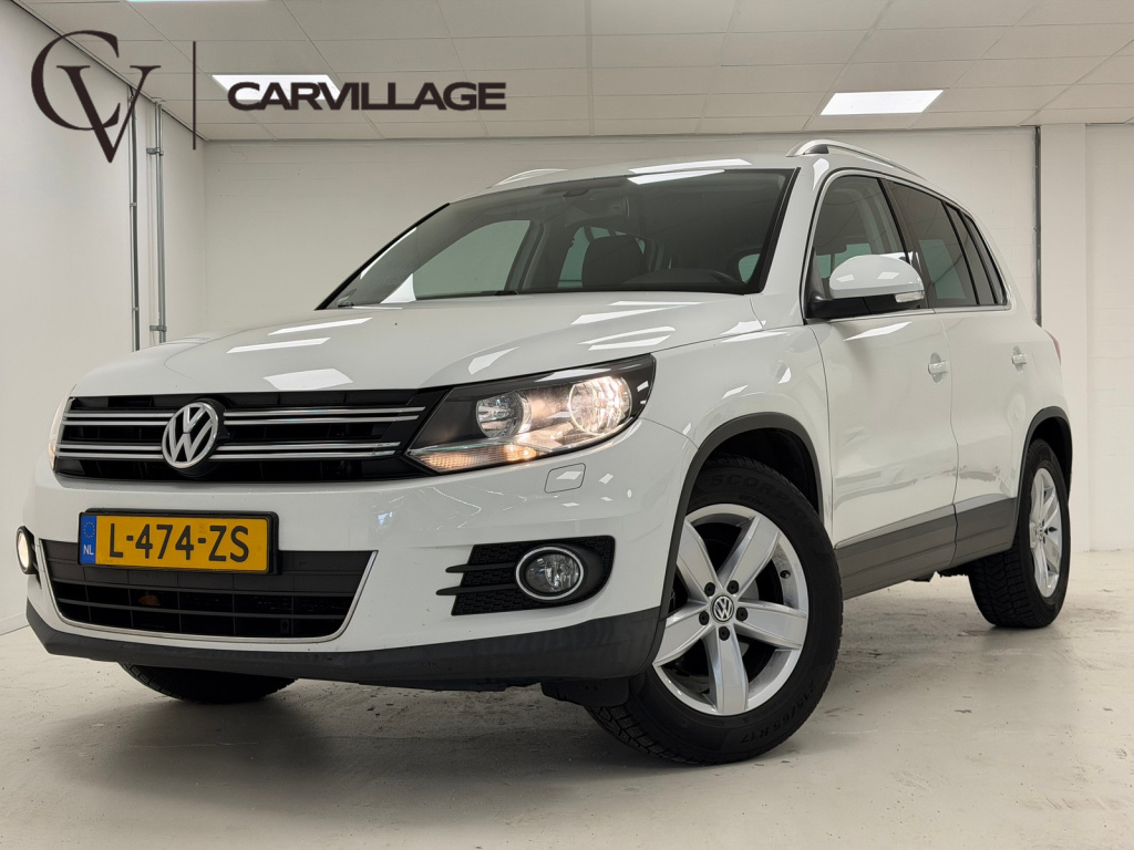 Volkswagen Tiguan 1.4 tsi sport&style | navi | stoelverwarming | clima stoelverwarming | navi