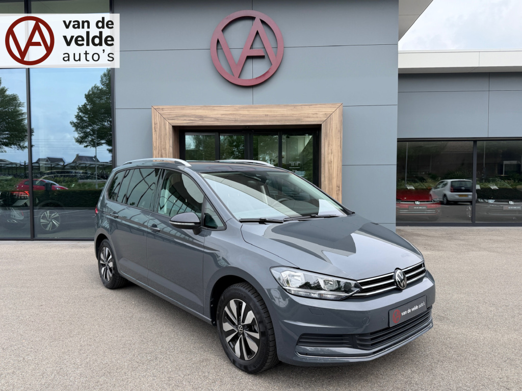Volkswagen Touran 1.5 tsi 150pk comfortline goal 7-persoons | camera | elek. klep | navi | rijklaar incl. garantie