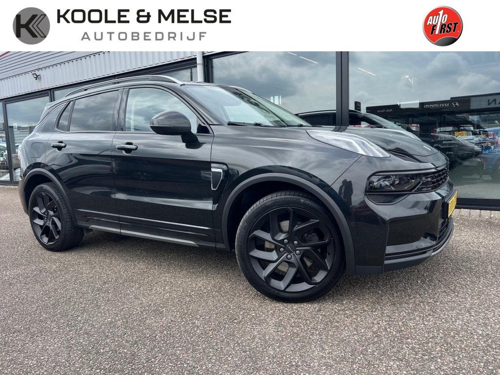 Lynk & Co 01 1.5 261pk phev , black edition , panoramadak , adaptive cc , carplay ,