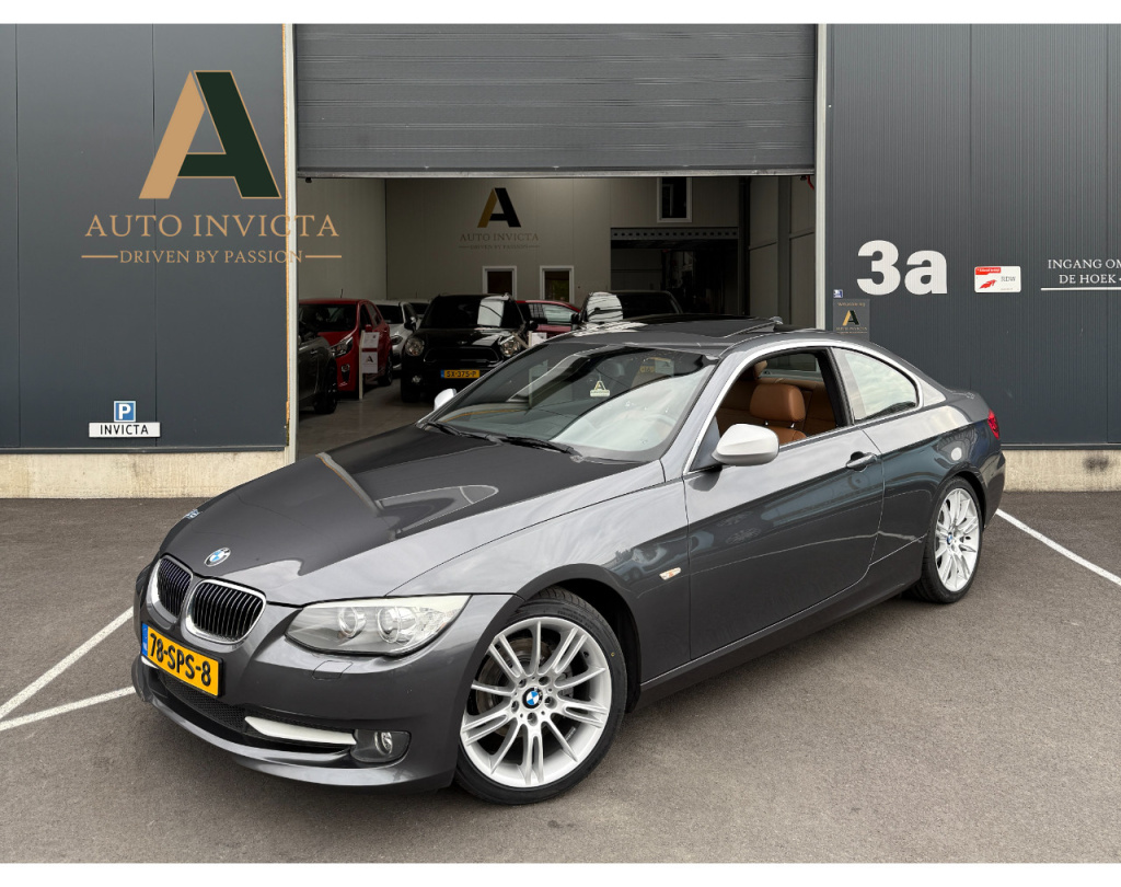 BMW 3-serie e92 320i corporate lease mineralgrey edition