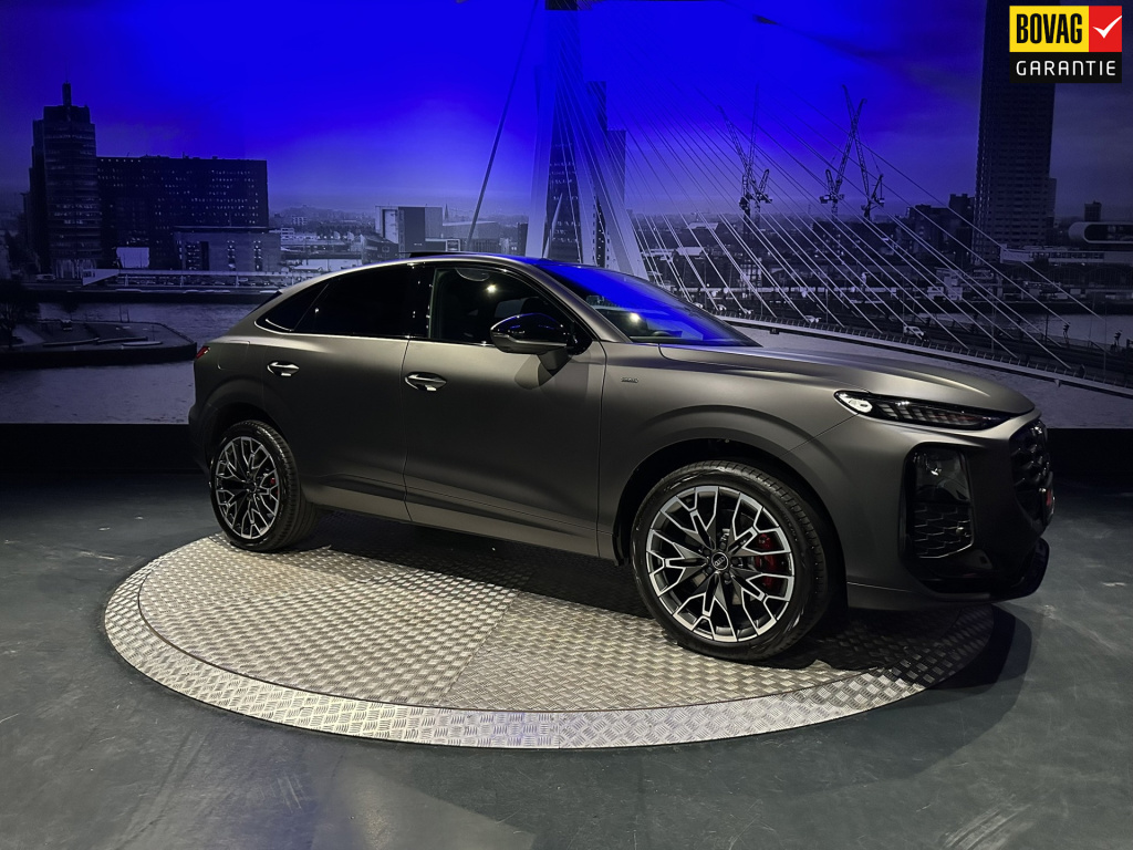 Audi Q3 sportback 272pk e-hybrid s edition *pano*acc*camera*