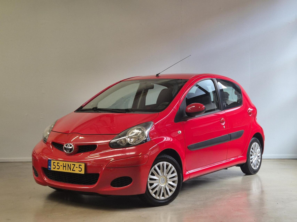 Toyota Aygo 1.0 / 5-deurs / airco / origineel nl