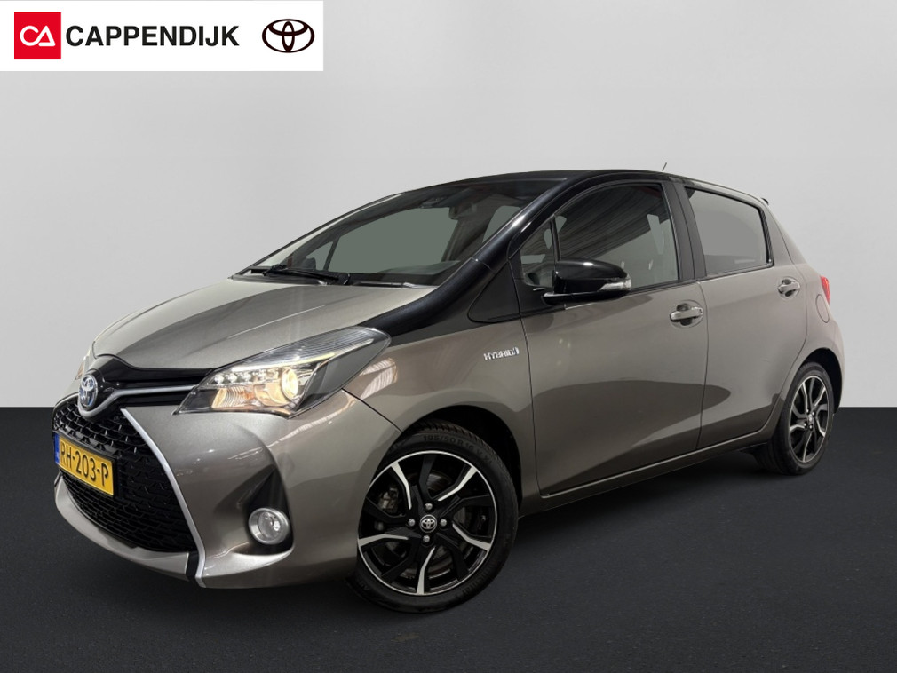 Toyota Yaris 1.5 hybrid dynamic bi-tone | camera | navi |