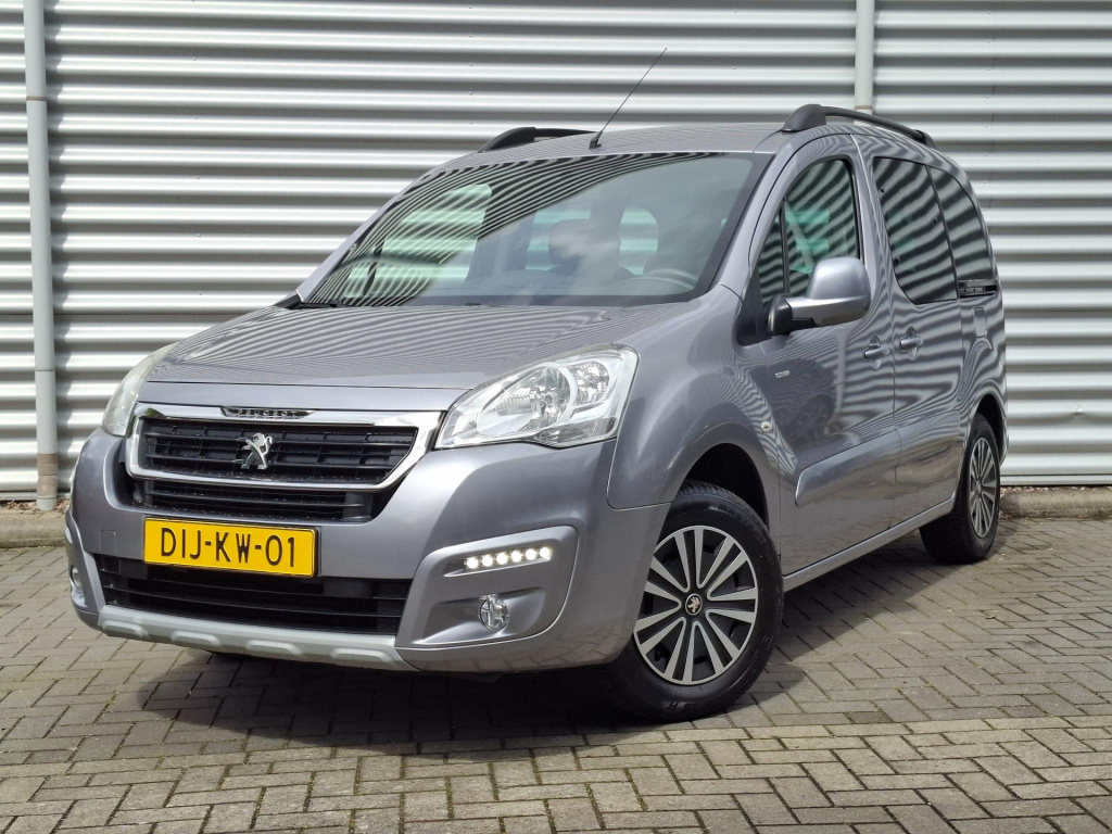 Peugeot Partner tepee mpv 110 style airco/park/trekhaak