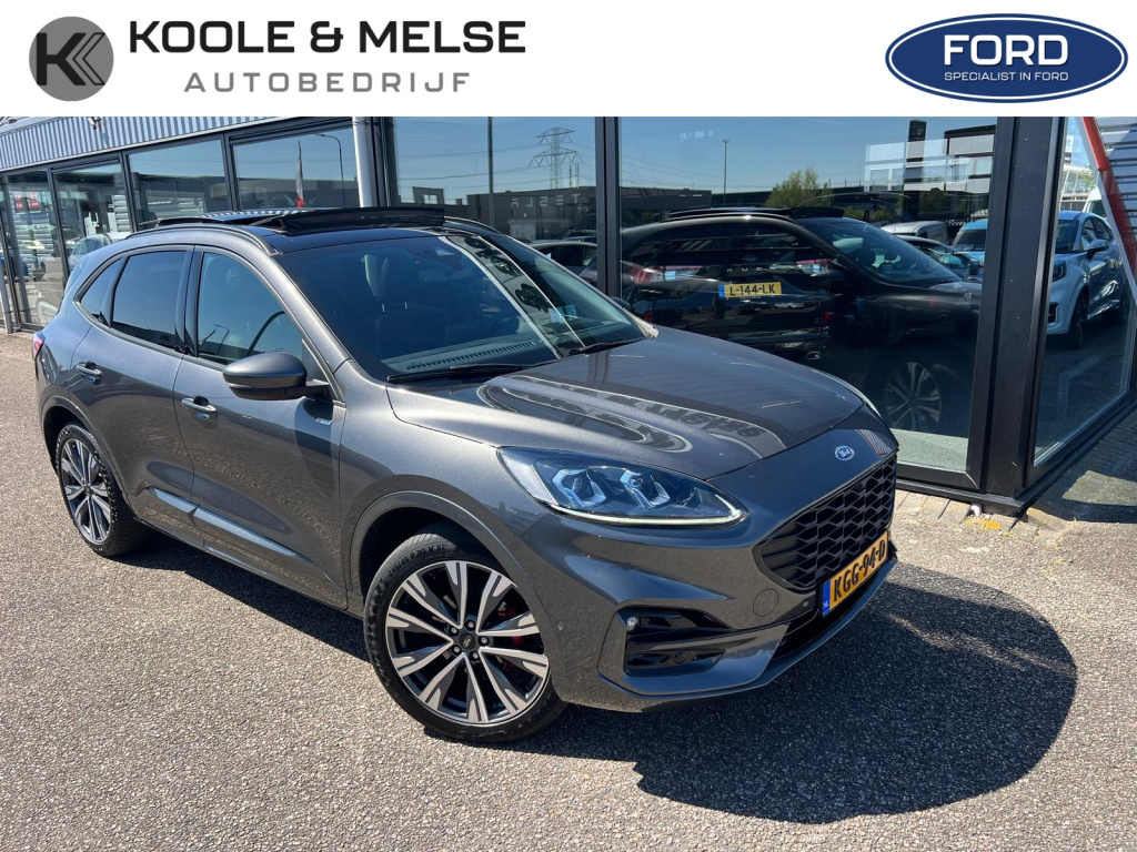 Ford Kuga 2.5 phev e-cvt 225pk st-line x ,20inch velgen, panodak , trekhaak , winterpack , adaptive cc , park assist