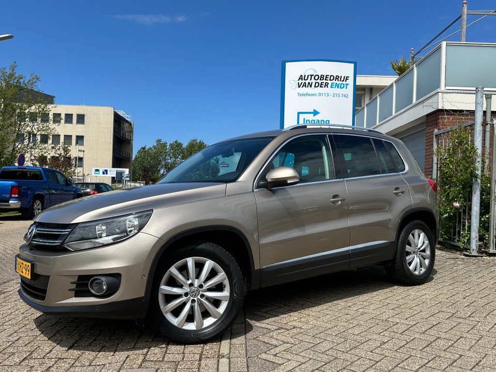 Volkswagen Tiguan 1.4 tsi sport&style trekhaak parkeersensoren