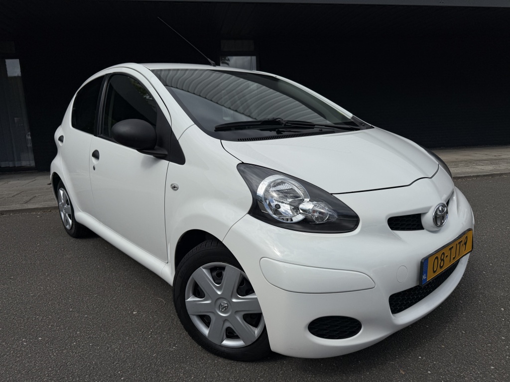 Toyota Aygo 1.0-12v cool - airco - trekhaak - verzorgde auto -