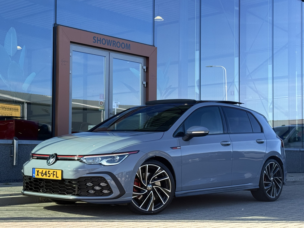 Volkswagen Golf 2.0 tsi gti | pano | harman / kardon | achteruitrijcamera | hdd | stoel / stuurverwarming |
