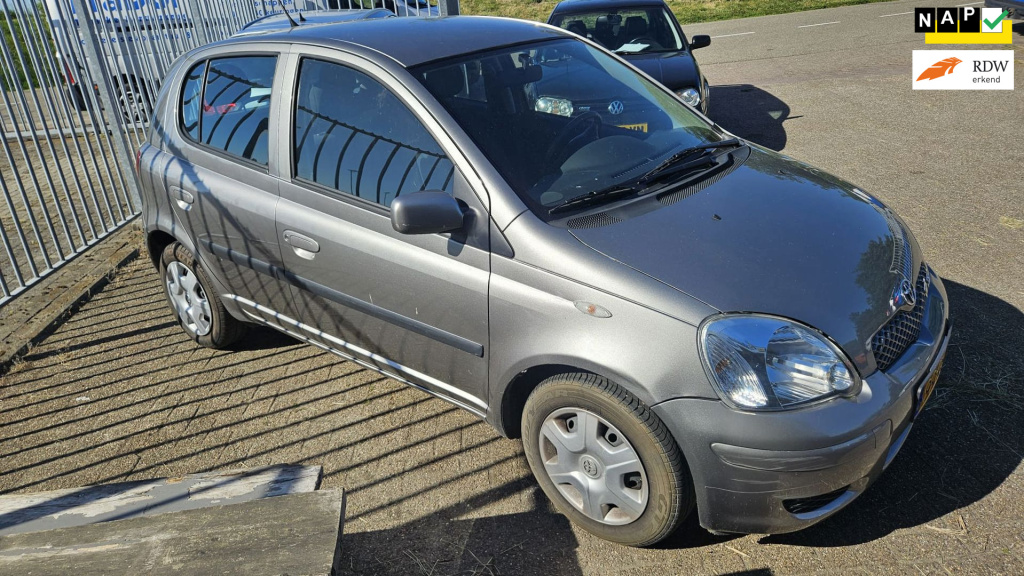 Toyota Yaris 1.3 vvt-i sol 19036 km nap