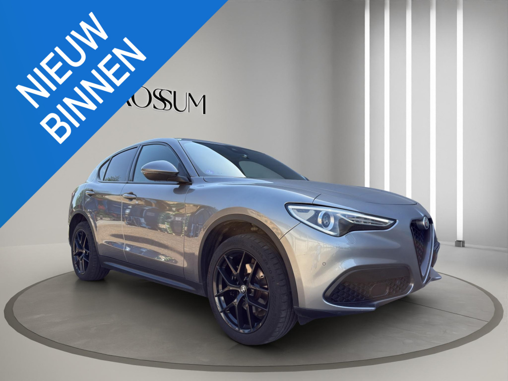 Alfa Romeo Stelvio 2.0 t awd super | 20" | camera | leder / sportstoelen | stuurverw | elektr. klep | afn.trekhaak | goed onderhouden |