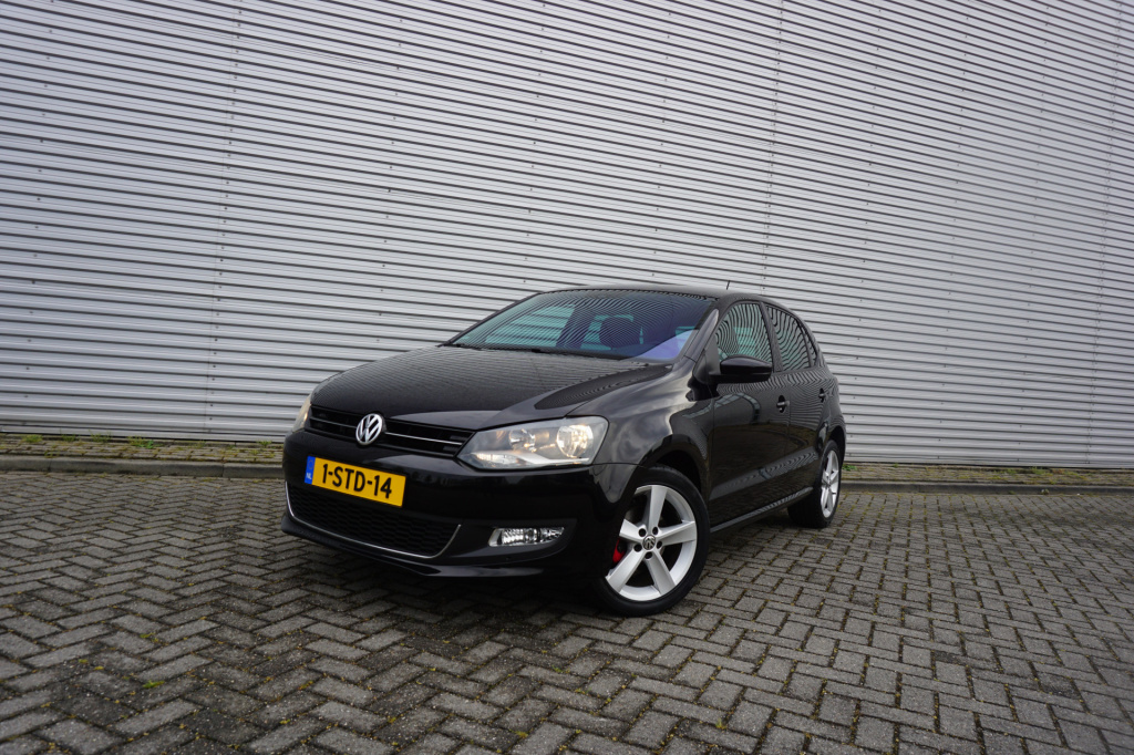 Volkswagen Polo 1.2 tsi bluemotion highline climate / navi / cruise / parkeers. / lm velgen / nap