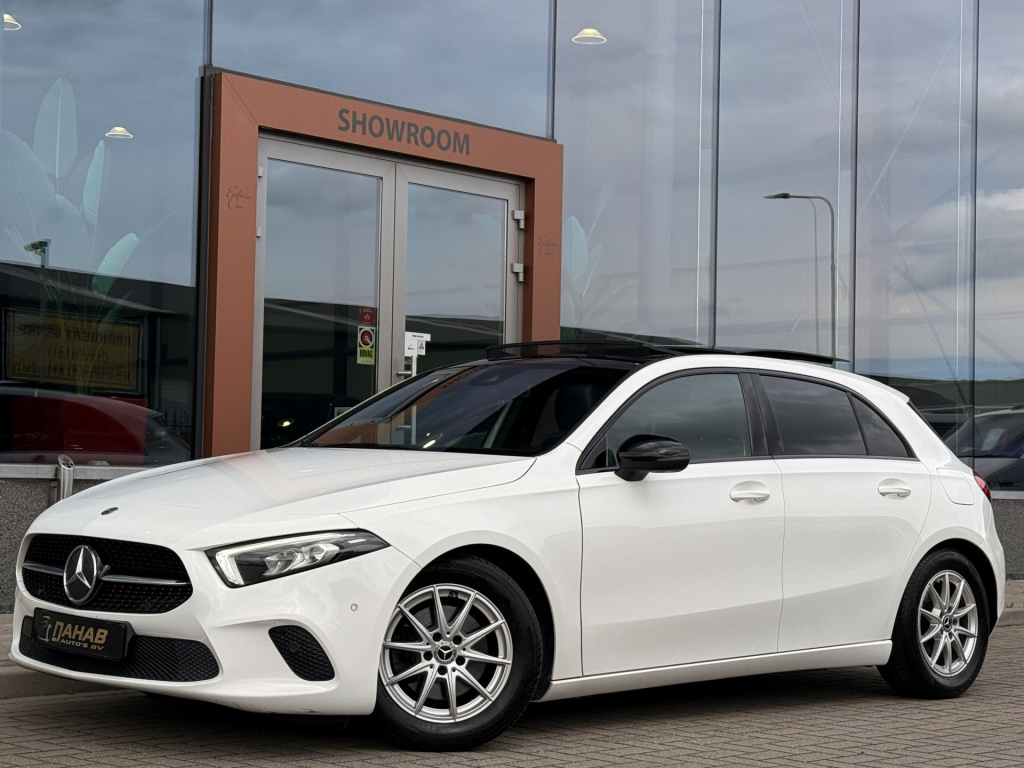 Mercedes-Benz A-Klasse 200 business solution plus | elek. trekhaak | lane assist | pano | cruise |