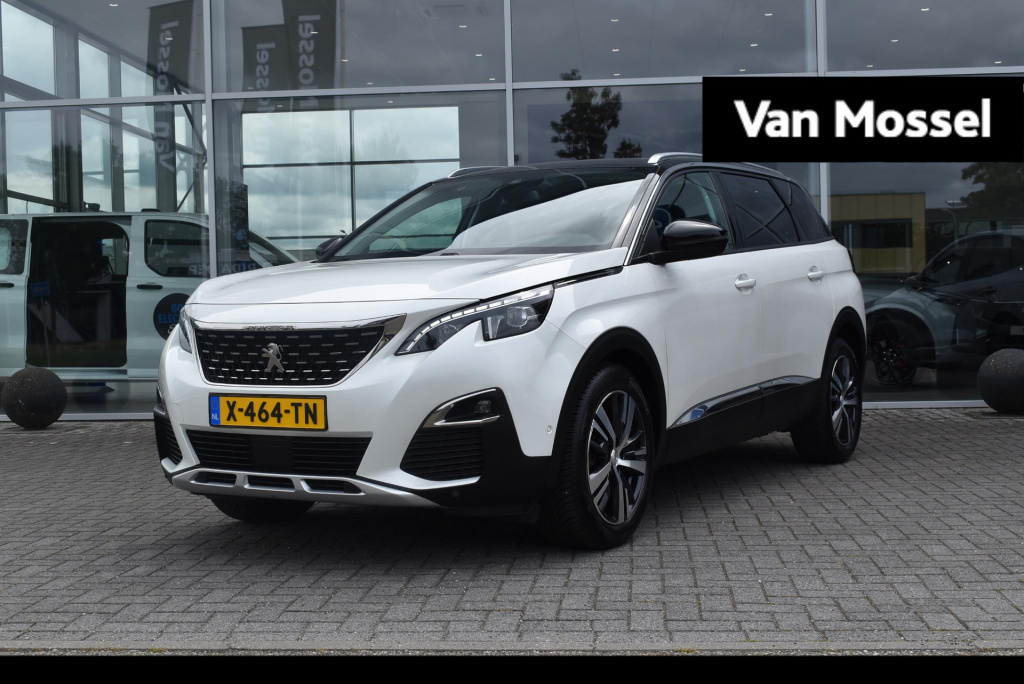Peugeot 5008 1.2 puretech allure | automaat | panoramadak | trekhaak | climate control | cruise control | 360* camera | dodehoeksensoren | elektrisch bedienbare kofferklep | apple carplay/android auto |