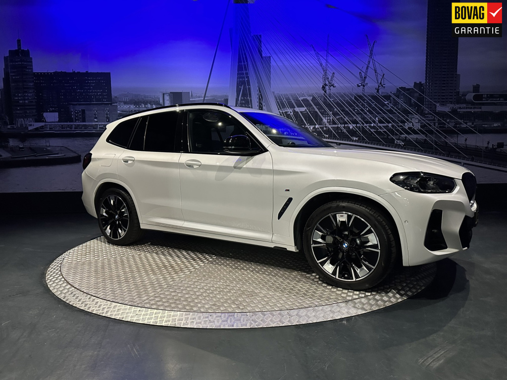 BMW Ix3 high executive 80 kwh *pano*hud*driving assistant professional
