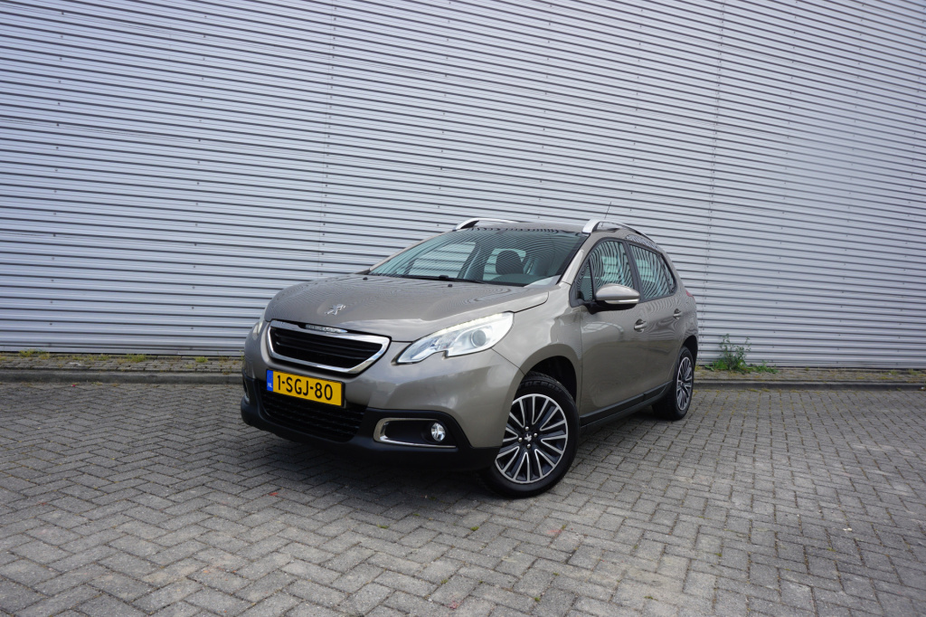 Peugeot 2008 1.2 vti active airco / navi / cruise / elektr. ramen / trekhaak / nap
