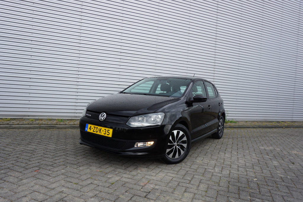 Volkswagen Polo 1.4 tdi bluemotion airco / navi / cruise / parkeers. / elektr. ramen / nap / apk t/m 04-2027