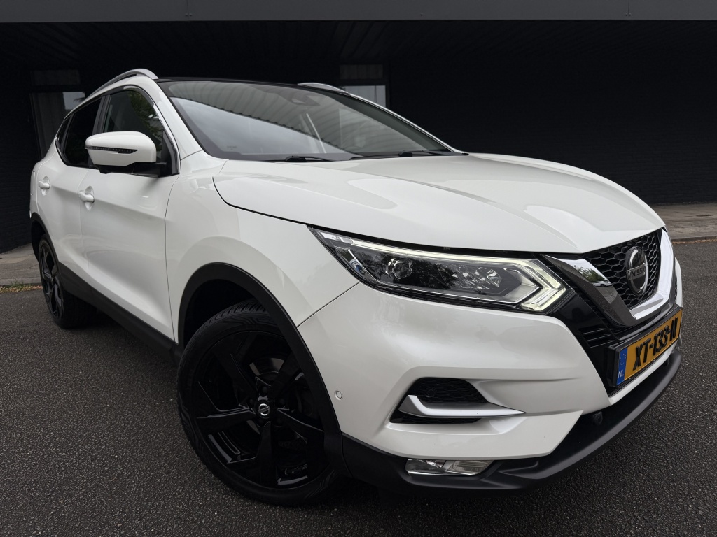 Nissan Qashqai 1.2 tekna - trekhaak - luxe uitvoering -
