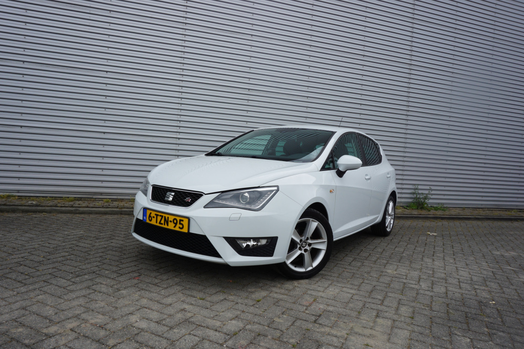 Seat Ibiza 1.2 tsi fr climate / navi / cruise / parkeers. / parkeers. / lm velgen / nap