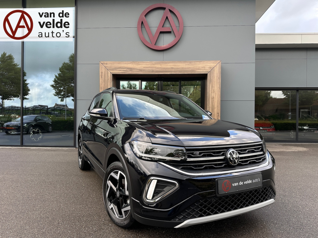 Volkswagen T-cross 1.5 tsi 150pk dsg r-line | camera | trekhaak | navi | iq light | rijklaar incl. garantie