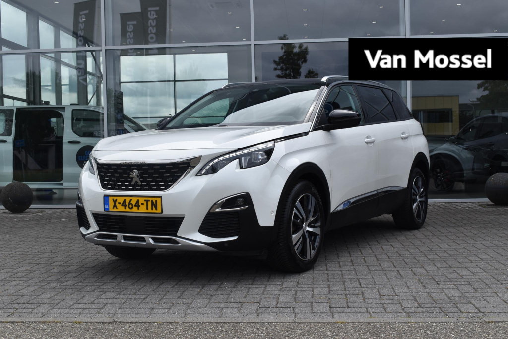 Peugeot 5008 1.2 puretech allure | automaat | panoramadak | trekhaak | climate control | cruise control | 360* camera | dodehoeksensoren | elektrisch bedienbare kofferklep | apple carplay/android auto |