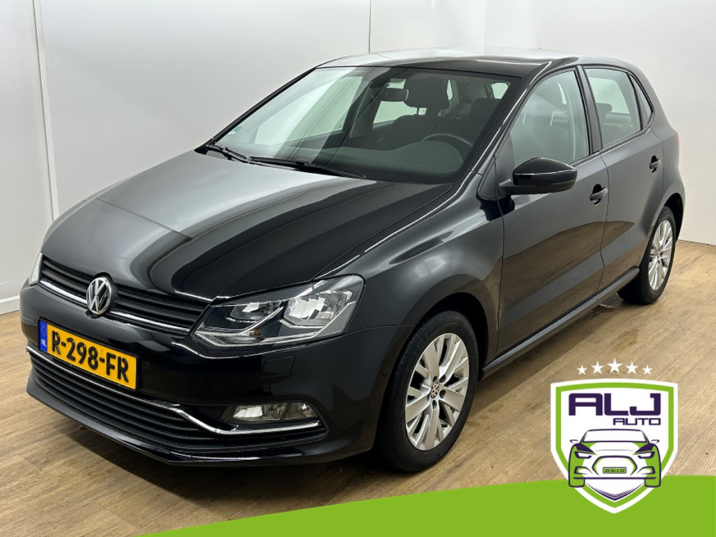 Volkswagen Polo occasion 1.2 tsi highline | zwart | tweedehands volkswagen polo | airco | stoelverwarming | bluetooth / carplay