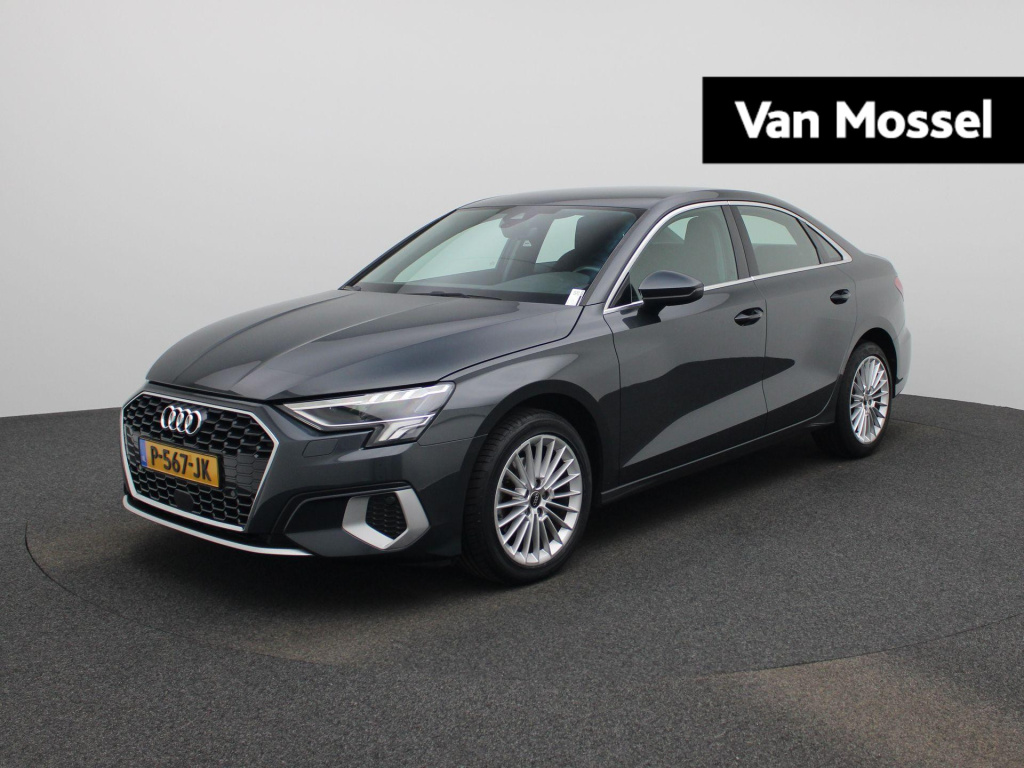 Audi A3 limousine 30 tfsi pro line | automaat | apple carplay / android auto | parkeer sensoren | navigatie | vitrual cockpit | climate control | cruise control | lichtmetalen velgen |