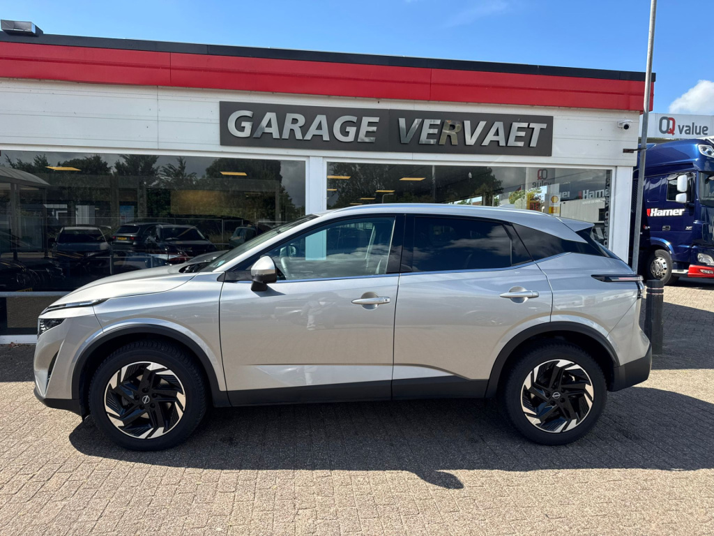Nissan Qashqai 1.3 mhev xtronic n-connecta