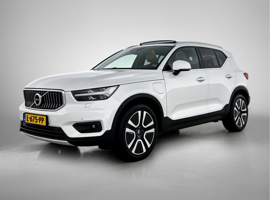 Volvo XC40 1.5 t5 recharge inscription | panoramadak | trekhaak | t5 265pk! | harman kardon | camera | leder int.