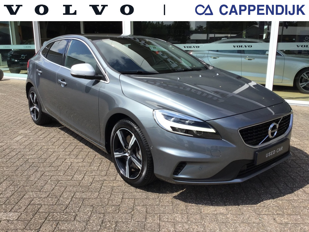 Volvo V40 t3 153pk aut6 polar+ sport| panodak| camera| trekhgaak| h&k soun